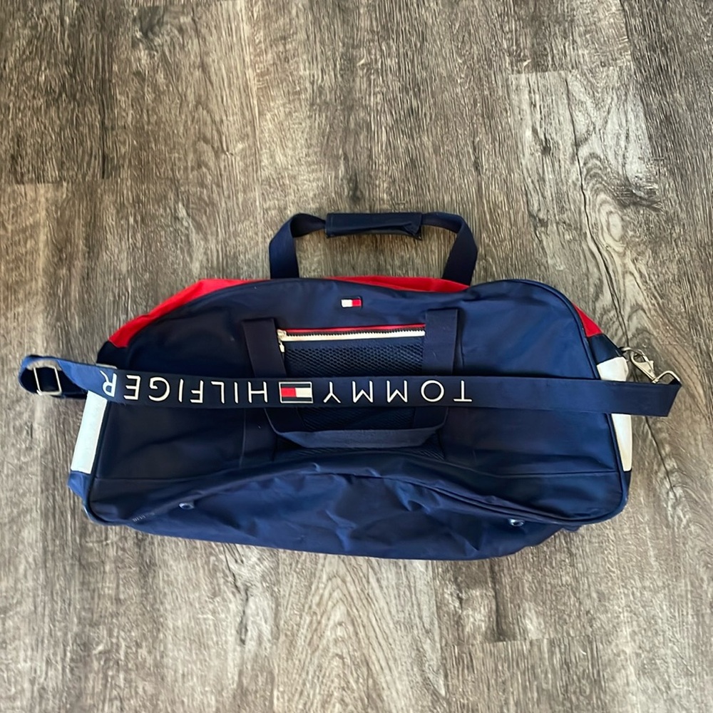 Tommy Hilfiger duffle bag